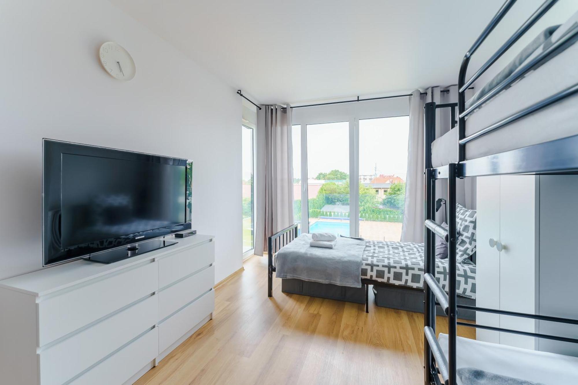 Apartament 5 Osobowy By Perlowa Przystan Rent Kolobrzeg Bagian luar foto